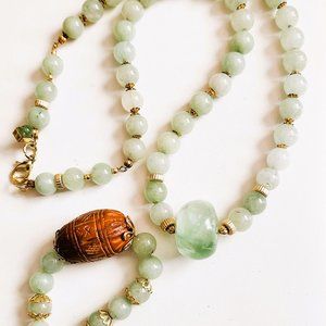 Jadeite Necklace and Bracelet Pale JadeiteOffering